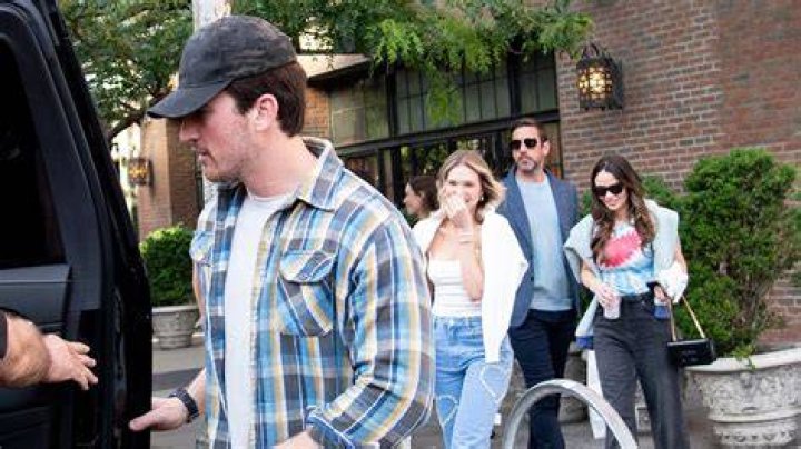 Aaron Rodgers Enjoys Taylor Swift's 'Eras Tour' With Miles Teller