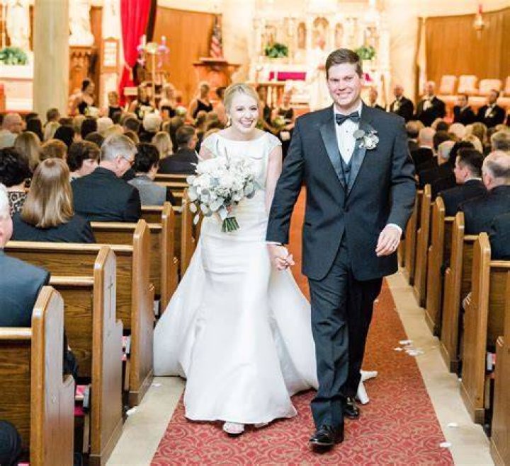 Adam Schenk Wife Meet Kourtney Schenk