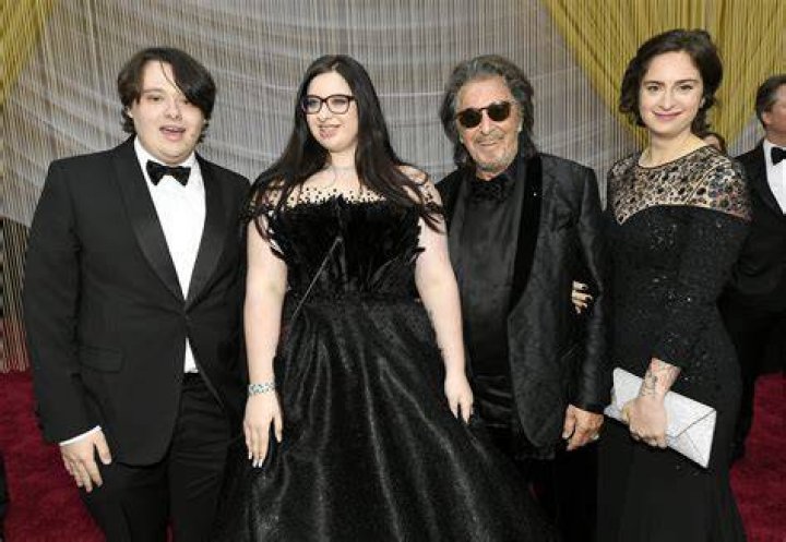 Al Pacino Had 3 Kids OutOfWedlock & Vowed to Raise Them Responsibly
