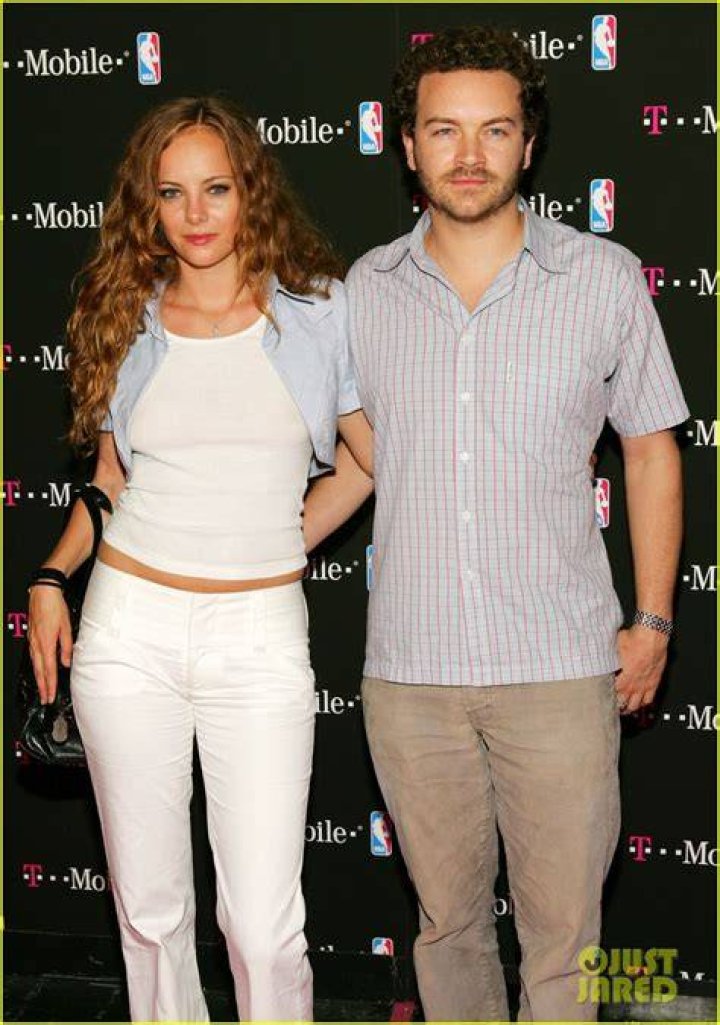 Bijou Phillips Source Reveals How She Reacted to Husband Danny
