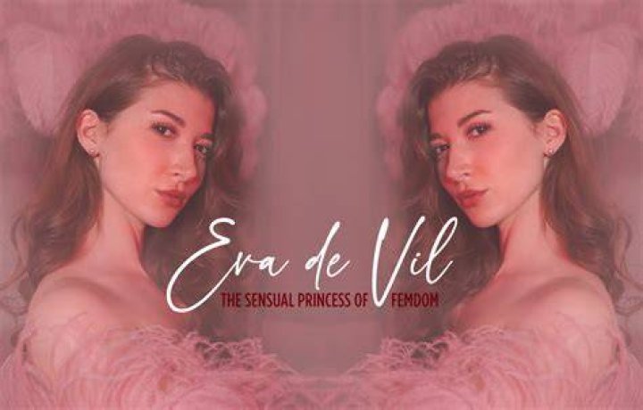 BLOG Goddess Eva de Vil