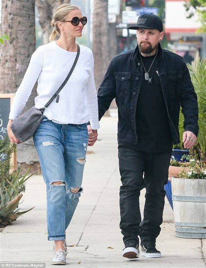 Cameron Diaz and Husband Benji Madden Arrive at LAX Airport Celeb Donut