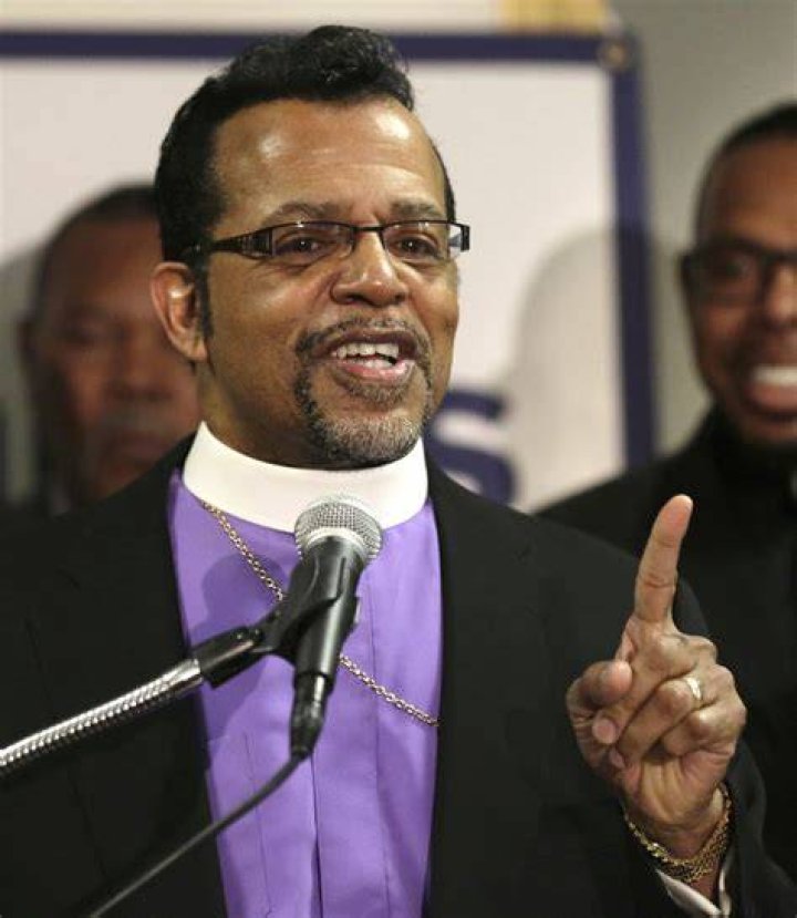 Carlton Pearson's Daughter Is GrownUp and Has a Beautiful Voice &mdash; What