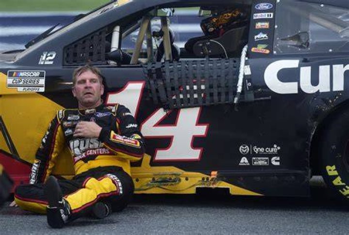 Clint Bowyer's Wife Lorra Balances Family and the NASCAR Lifestyle Like