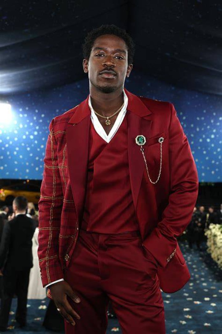 Damson Idris Walks The Red Carpet With Girlfriend Lori Harvey. 3Music TV