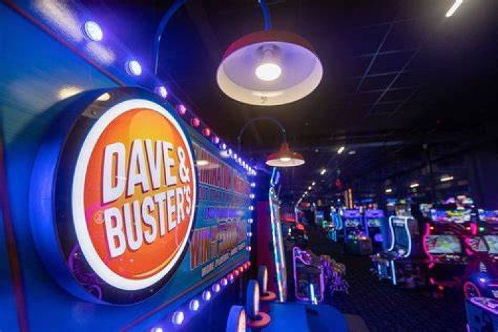 Dave & Busters Preview Photo Tour! We Take You Inside! Opens December
