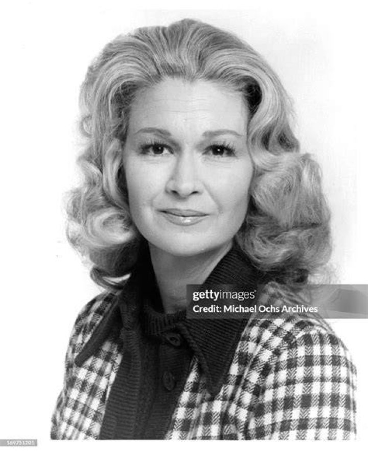 Diane Ladd Close Up Portrait Photo Print