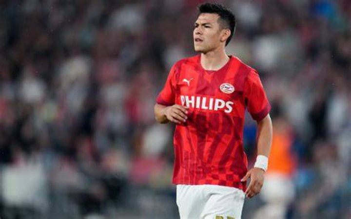 Hirving 'Chucky' Lozano sue&ntilde;a con jugar en el Barcelona