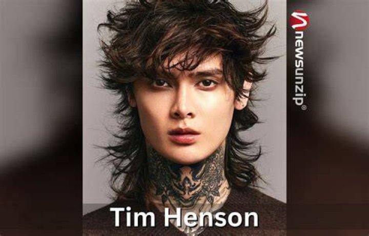 Is Tim Henson Gay? Age, Height, Net Worth |