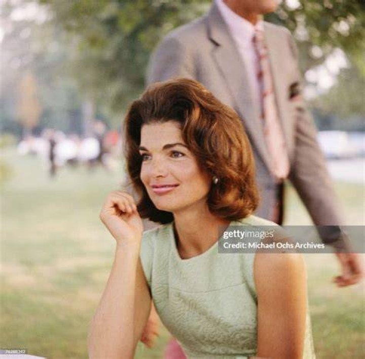 Jacqueline circa 1977. Jackie kennedy, Jacqueline kennedy style