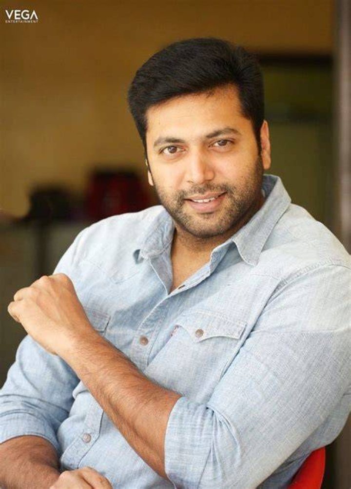Jayam Ravi Date Of Birth, Biography, Age, Wife, Height, Son, Family, Images