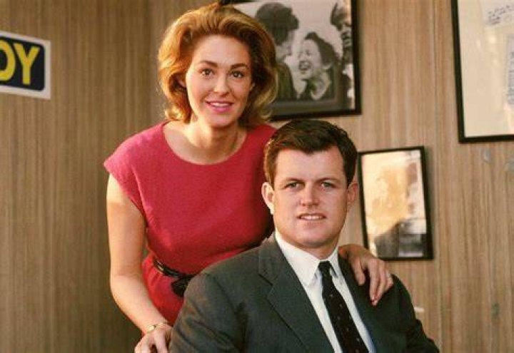 Joan Kennedy- Wiki, Age, Husband, Net Worth, Ethnicity, Career