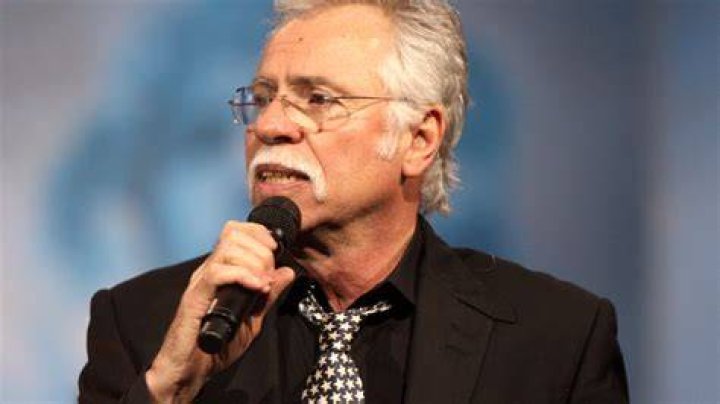 Joe Bonsall Joe Bonsall performing at the 2013 Conservativ… Flickr