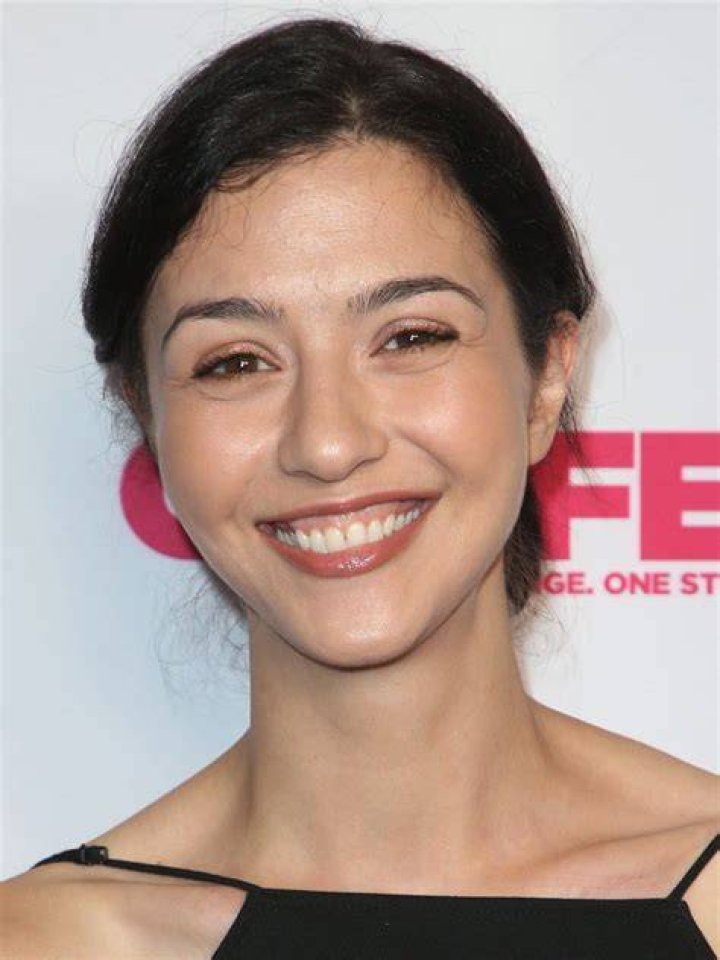 Katie Findlay is of mixed ethnicity. blurred-reality.com