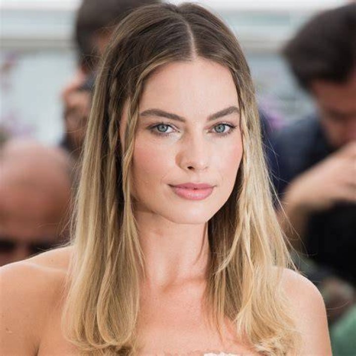 Know All About Celebrities Margot Robbie Wiki Biography Dob Age The