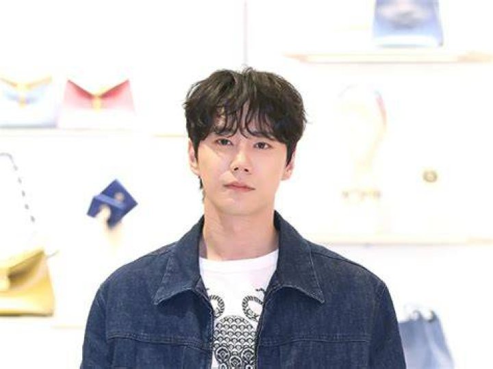 Lee Jun-young Lee Jun-young