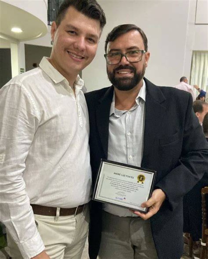 LUIZ PONTES N&Atilde;O SER&Aacute; RECONDUZIDO &Agrave; PRESID&Ecirc;NCIA DO PSDB, MAS PODE