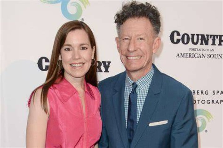 Lyle Lovett and Wife April Kimble Age Difference, Wikipedia and Twins