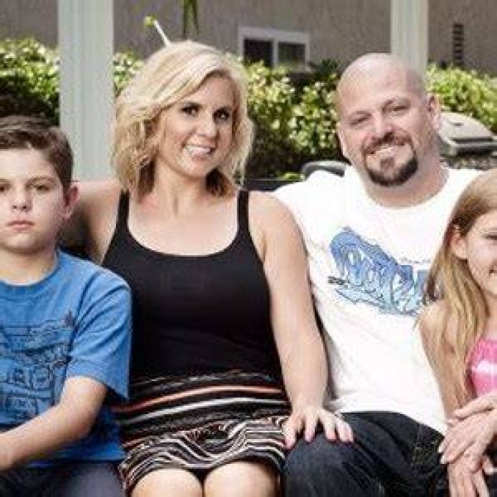 Payton Schulz Brandi and Jarrod Married to the Job Cast A&E