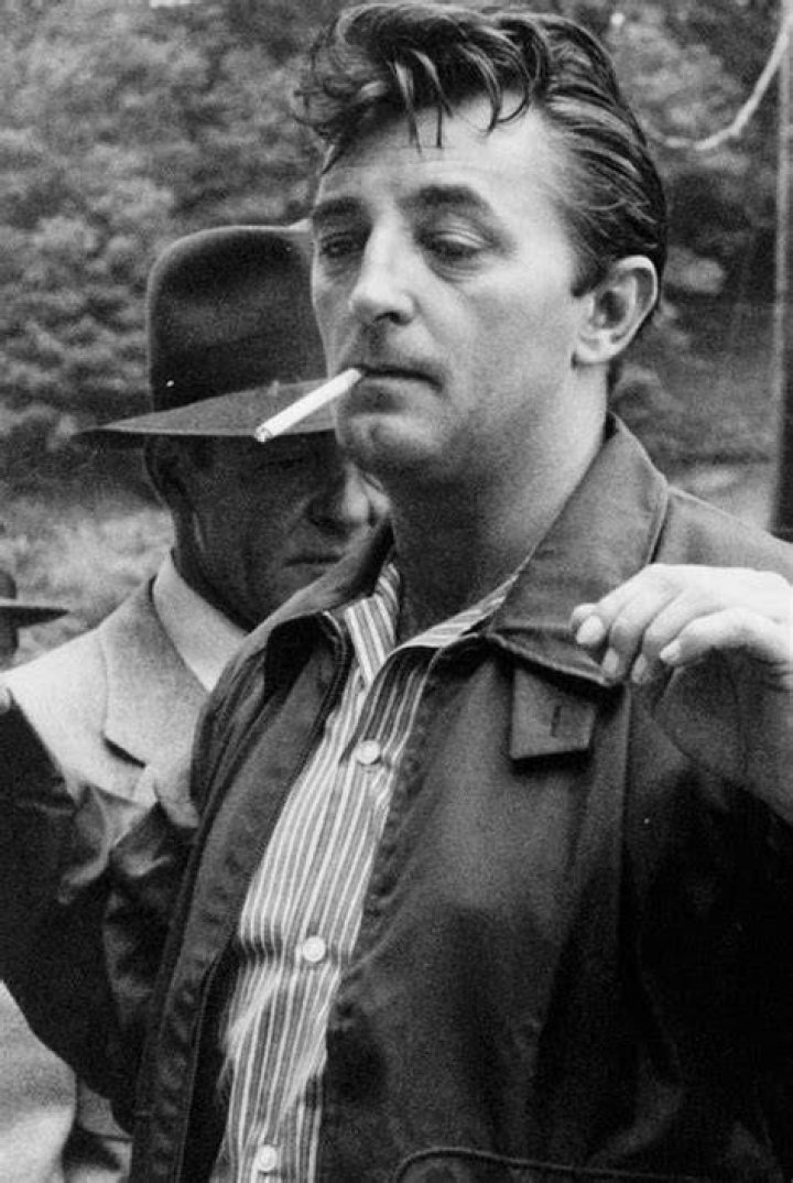 Pin on Mr. Robert Mitchum