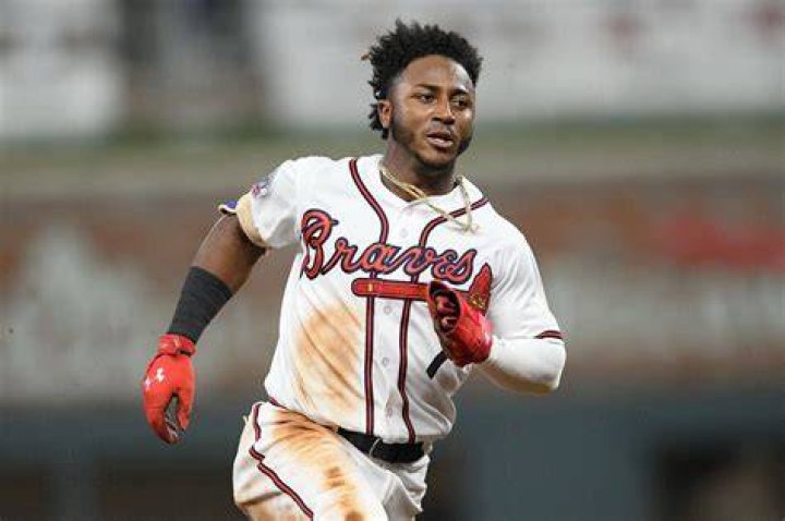 Pin on Ozzie Albies