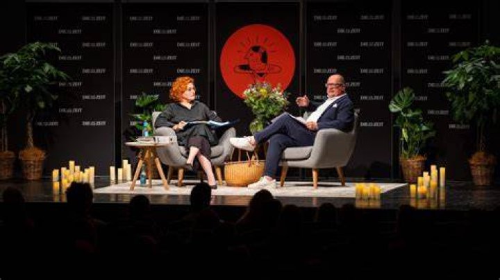 Podcast Auf der B&uuml;hne mit Chris Oh Das Leben als Gesamtkunstwerk