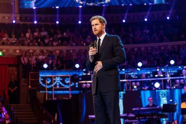 Prince Harry's Coronation View Blocked by Hat 'Last Time It Was a Candle'