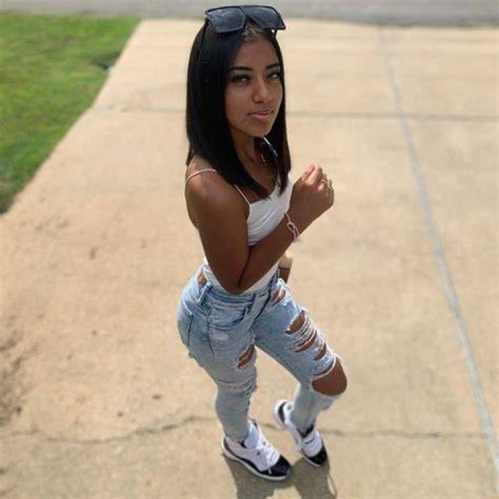 Wiki, Boyfriend, Net Worth, Height, Weight, And Career Of Realmena Realmena