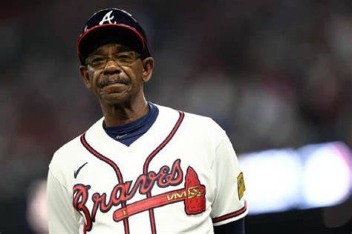 Report Braves Star Bids Farewell
