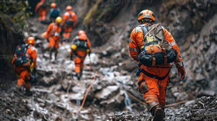 Rescue workers search for missing hikers amid dangerous winter