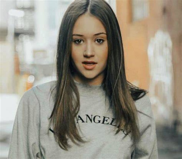 Riley Lewis Height, Weight, Age, Spouse, Family, Facts, Biography