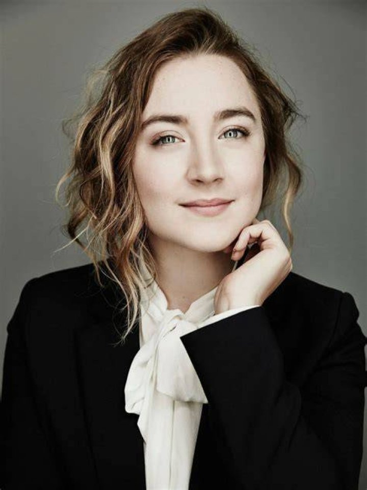 Saoirse Ronan biography, dating history, age, net worth, boyfriend 2023