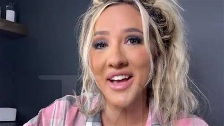 Sara Blake Cheek OnlyFans Leak