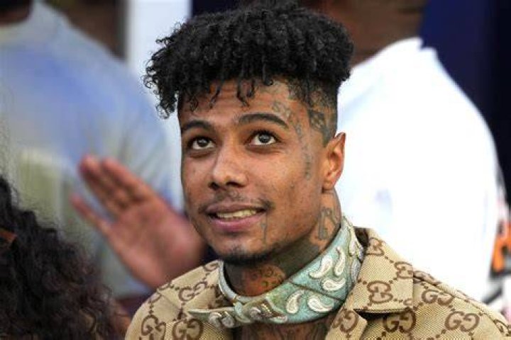 Shocking Video! Rapper Blueface And His Girlfriend Chrisean Rock Fight