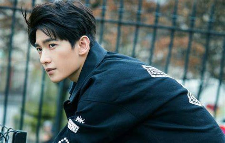 unghi Abil Acalmie hot asian actors Săgeată Cetățenie tensiune
