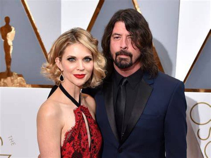 Unveiling The Enigmatic Jordyn Blum: Dave Grohl's Soulmate