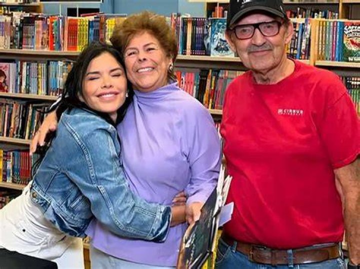 Unveiling The Hidden Dynamics: Lauren Sanchez's Parents Revealed