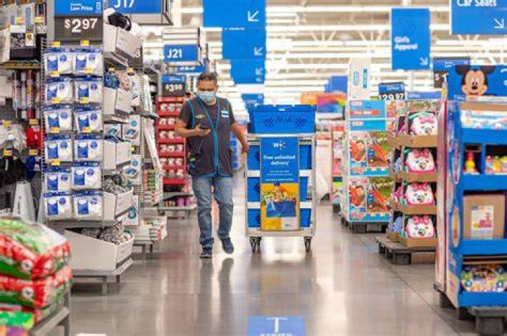 Why Walmart Shoppers are Finding More Items ‘Out of Stock’ WSJ